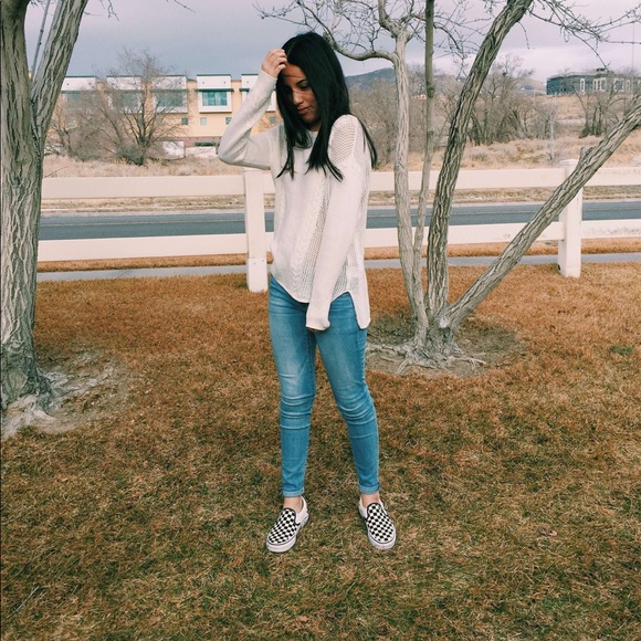 Meet your Posher, Julia - Picture 1 of 1